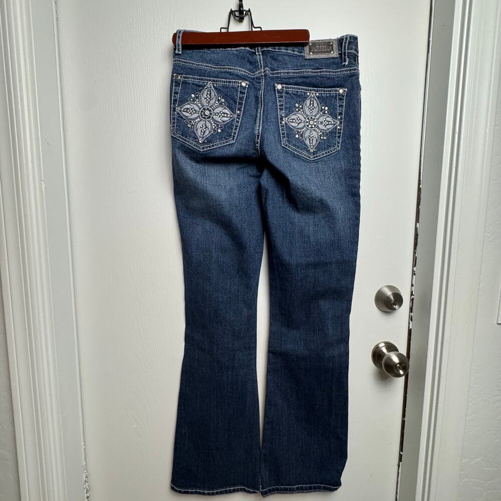 Lux Nation Embroidered Sequined Dark Wash Blue Demin Bootcut Jeans size 28/6